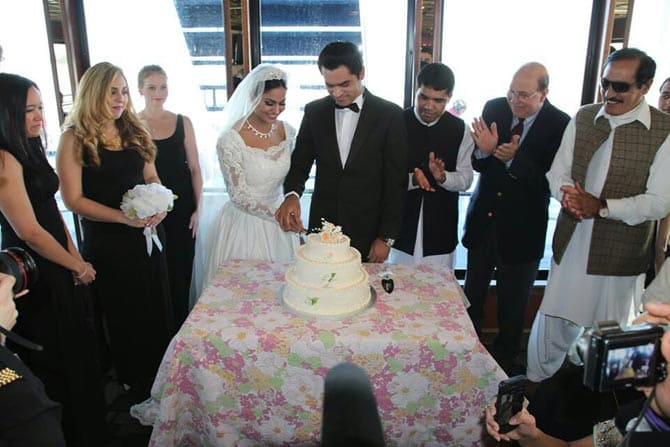veena-malik-white-wedding-celebrations-3