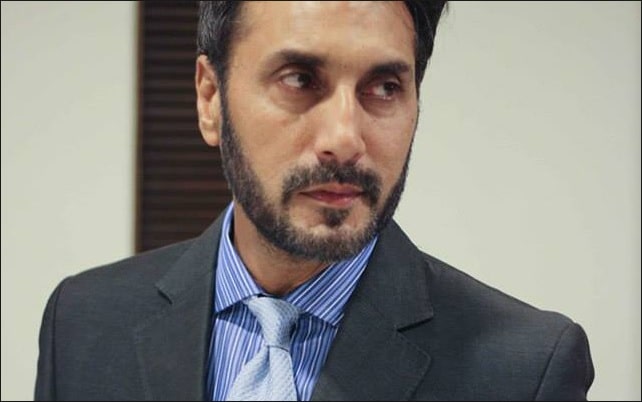 <b>Adnan Siddiqi</b> surprised by Indian fans - adnan-siddiqui