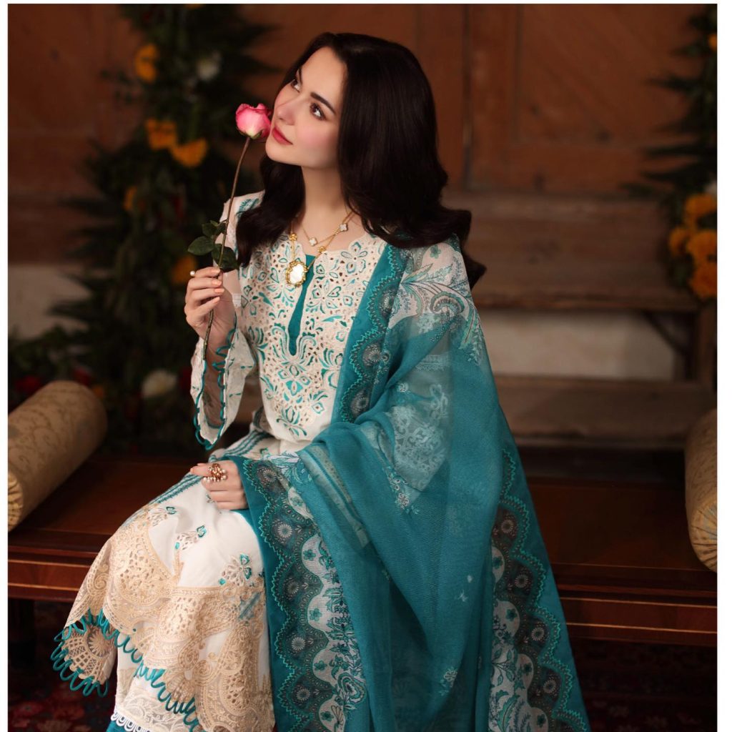 Hania Aamir Is A Stunner In Sable Vogue Lawn Collection 2022