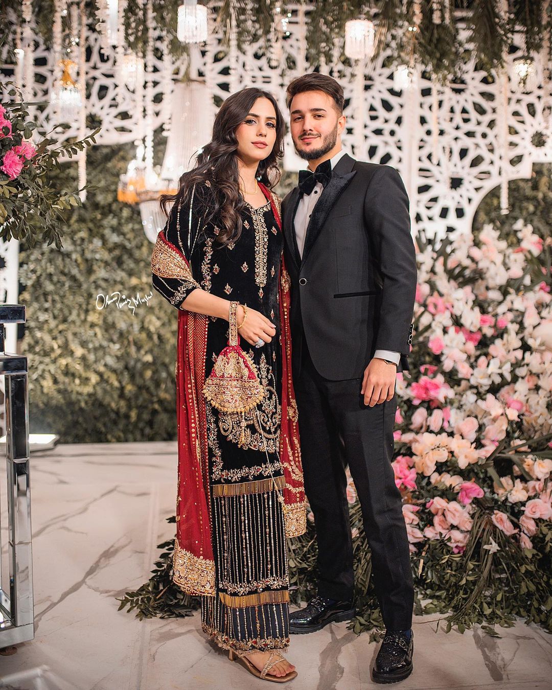 Romantic Shots Of Youtuber Couples At Ducky Bhai S Walima Reviewit Pk