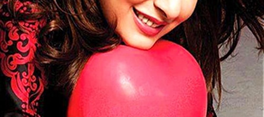 Ayesha Khan Craze soon to end-Agree or Disagree?