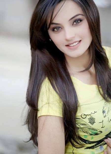 Model Sadia Khan