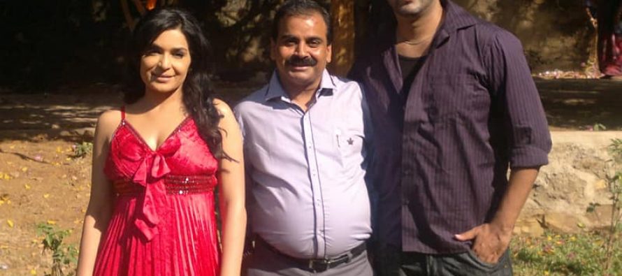 Indian Producer Ajay Yadav Sues Meera for Leaving the Film incomplete!