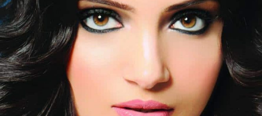 Armeena Rana Khan – The New Sensation!