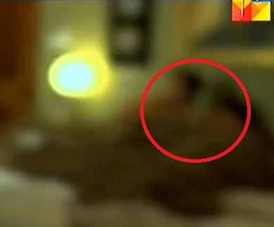 Saba Qamar Sex Movie - HUM TV turns Controversial for showing 'GAY' Scenes! | Reviewit.pk