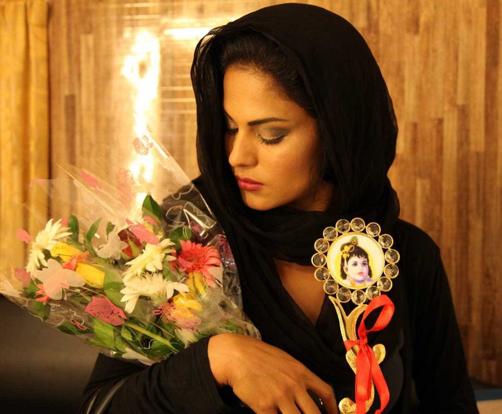 BJP-Bollywood-Accept-Veena-Malik-3