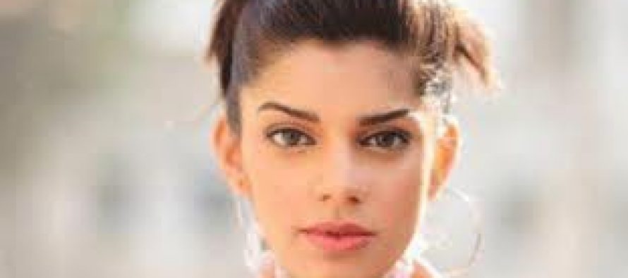 Sanam Saeed upset with a Private Channel for NOT Signing Her in an Upcoming Film