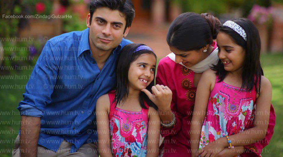 zindagi gulzar hai