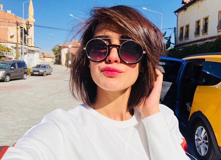 Pakistani Actresses Who Look Amazing In Short Hair