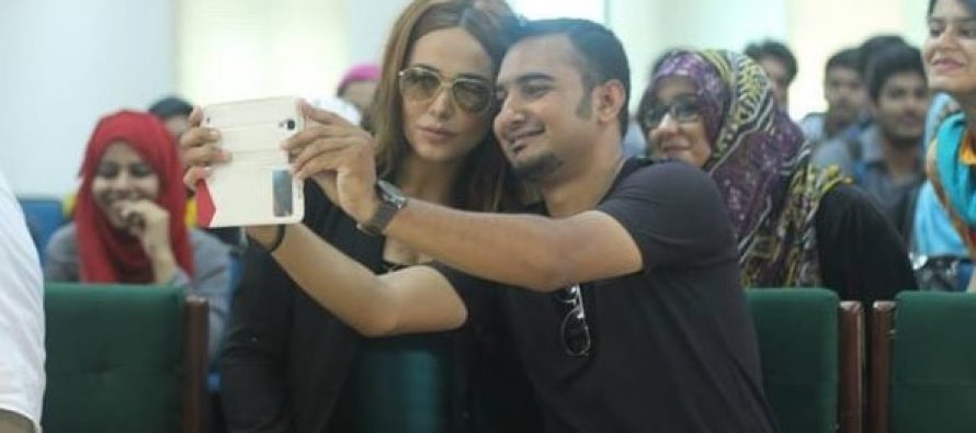 People’s Reaction To Ayyan Being The Cheif Guest In Karachi University