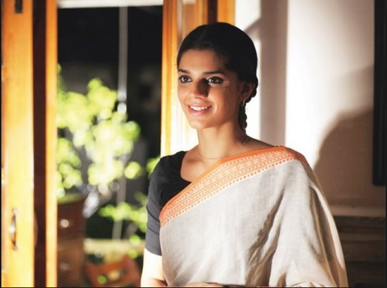 sanam saeed1