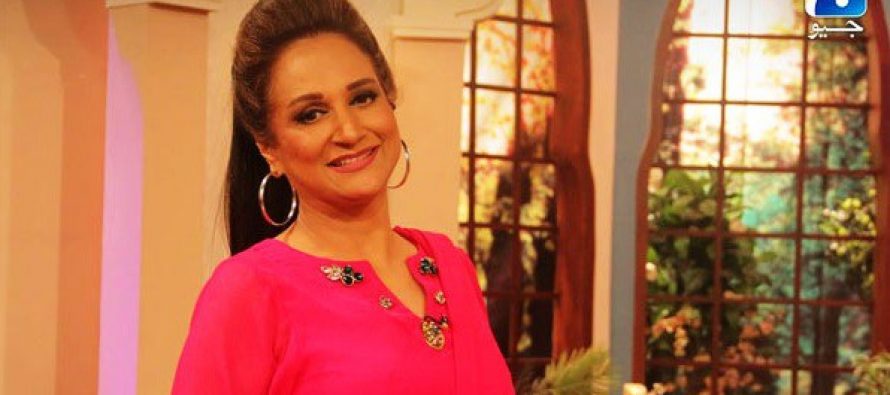 5 Reasons Why Bushra Ansari Should Quit Hosting!