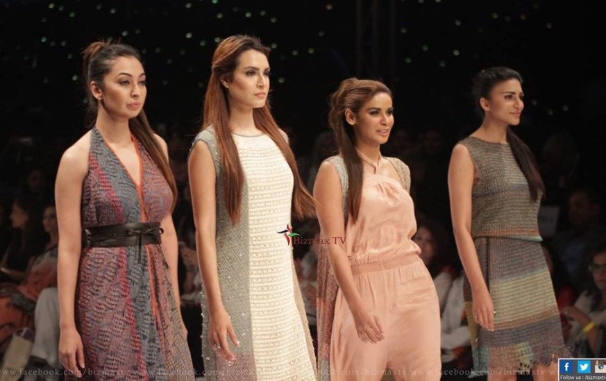 Pak Week Fashion Pakistan Week Summer/ Spring 2016 - First Day | Reviewit.pk