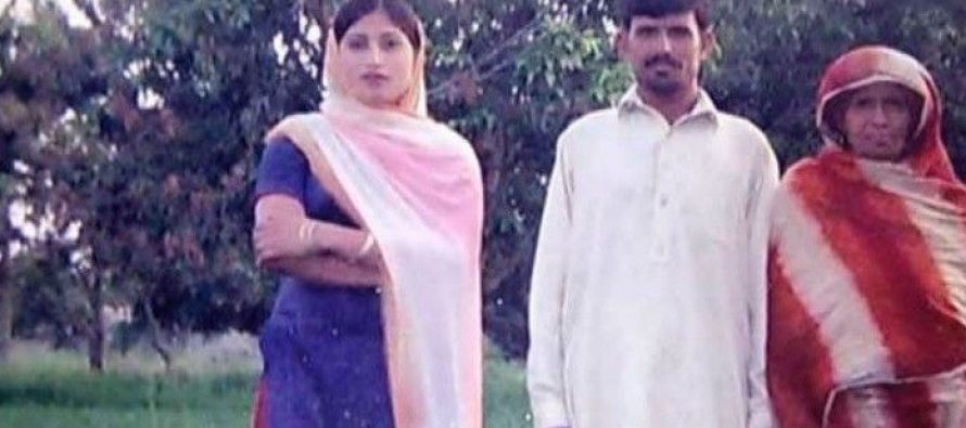 Qandeel Baloch Admits She Was Married And Has A Son