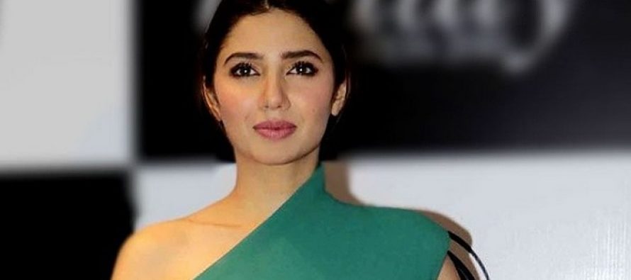 Mahira Khan at Vogue Beauty Awards