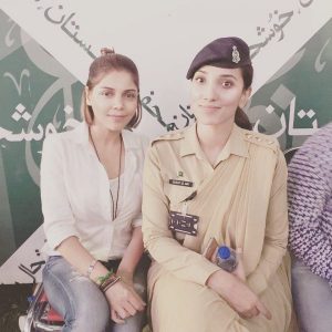 Hadiqa-Kiani-and-Captian-Annie-600x600