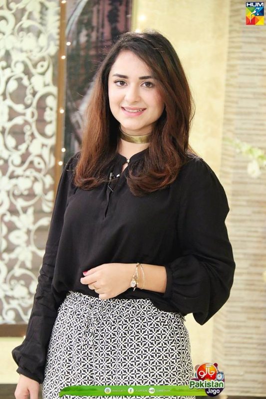 yumna-zaidi-5-533x800