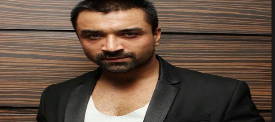 Ex-Big Boss Contestanant Aijaz Khan Bashing Fawad Khan and Mahira Khan in an Interview.