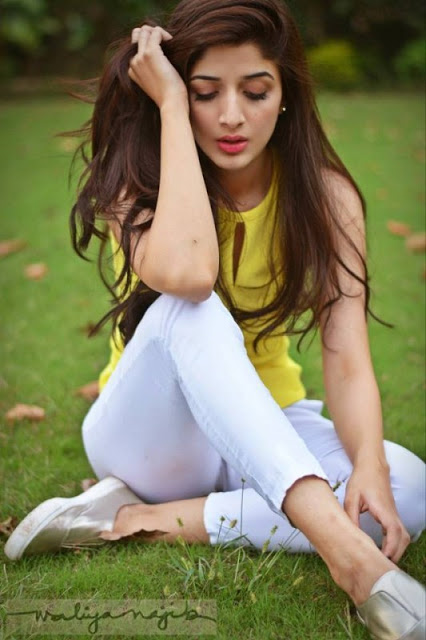 beautiful-mawra-hocane-latest-pictures-sizzling-shoot-1