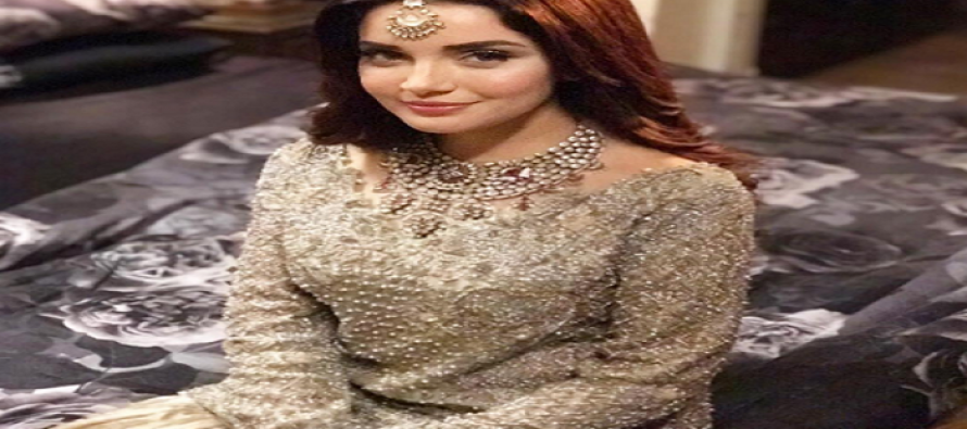 Armeena Rana Khan is one of the Sexiest Asian Woman