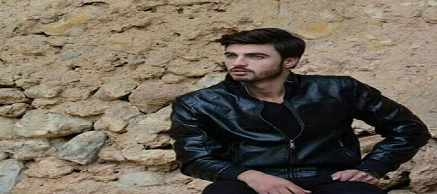 Arshad Khan aka Chaiwala signs his first film