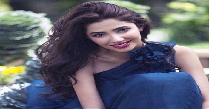 Mahira Khan's Birthday Bash Pictures | Reviewit.pk