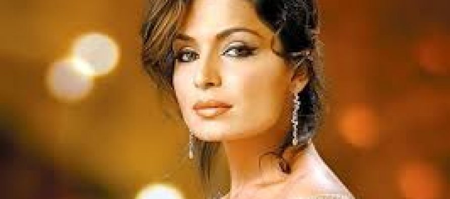 Meera demand a ban on Raees in Pakistan