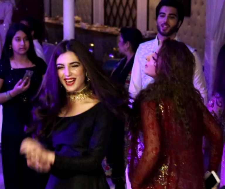 Maya Ali Group Dance With Imran Abbas & Sanam Chaudhry