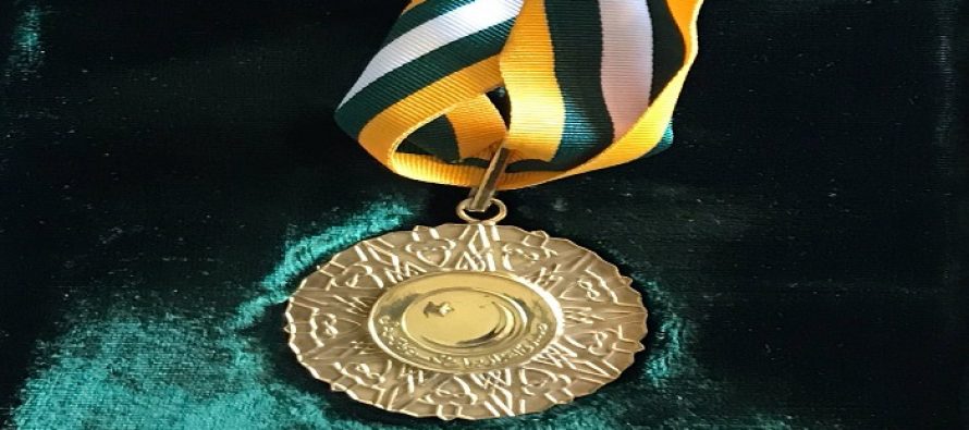 Pakistani Actor Receives Pride Of Performance Award, Guess Who?