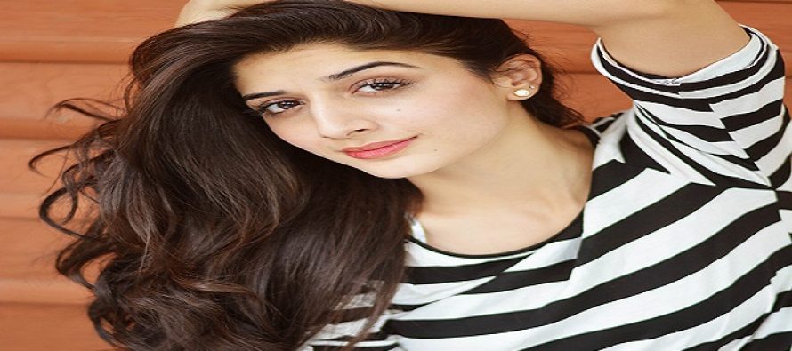 Mawra Hocane Gets Trolled – Too Obsessed With Ranbir Kapoor?