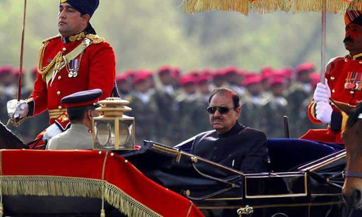 President Mamnoon Hussain Showed Up At The Parade Yesterday & The Trolls Just Wouldn't Stop