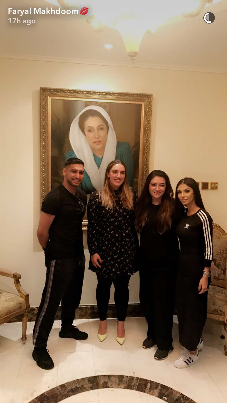 Boxer Amir Khan & Faryal Makhdoom Met These Politicians In Dubai