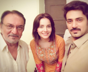 Armeena Khan Shows Off New Haircut On The Set of Daldal