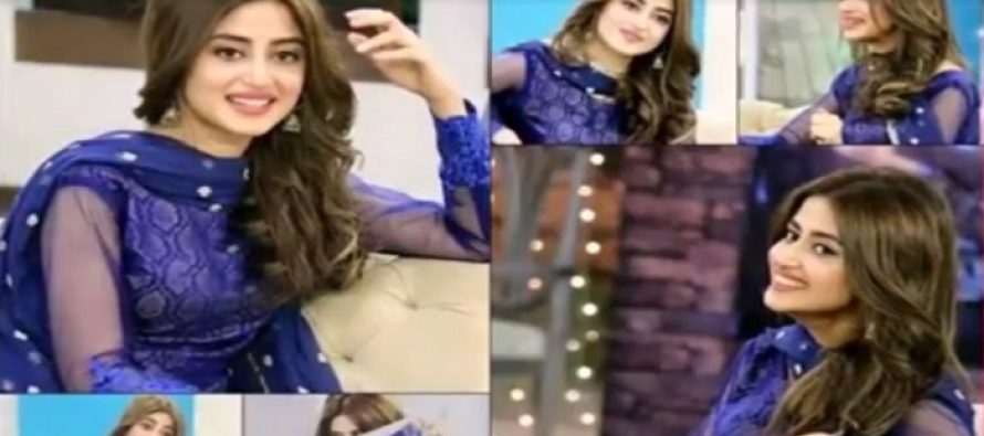 12 Pakistani Actresses Who Slayed In Blue