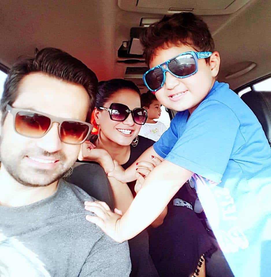 Veena Malik Enjoying Some Family Time in Dubai | Reviewit.pk