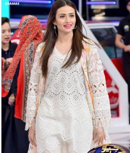 Danish Taimoor and Sana Javed in Geo Khelo Pakistan