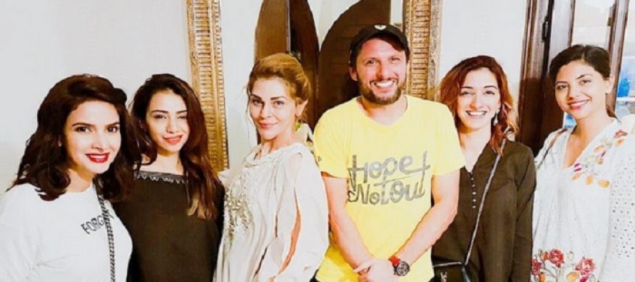 Sana Bucha Puts Shahid Afridi In An Awkward Position