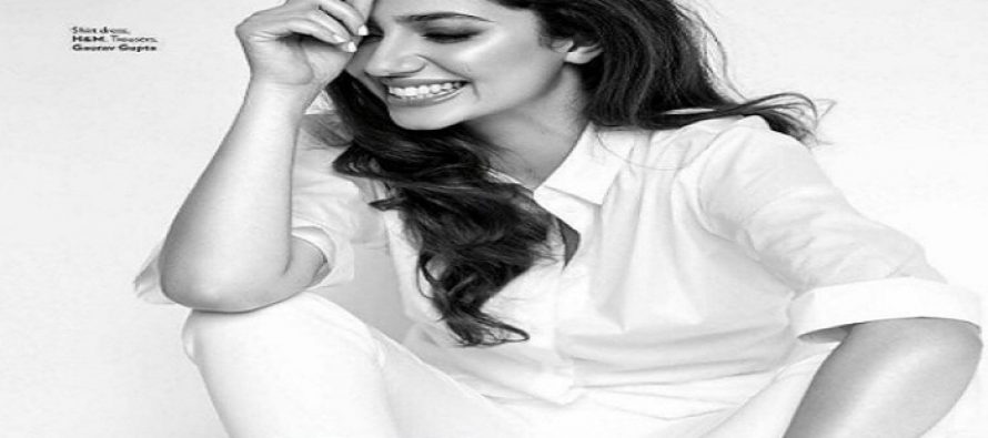 Mahira Khan Slays On The Cover of Vogue India!