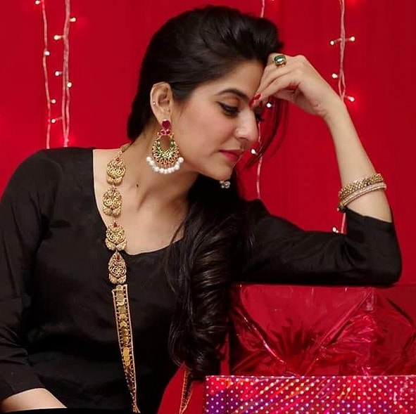 Sanam Baloch – Biography, Age, Marriage, Husband, Dramas