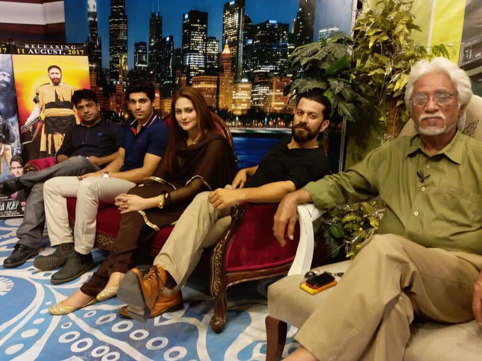 Team 'Geo Sar Utha K', At The Movie Promotions