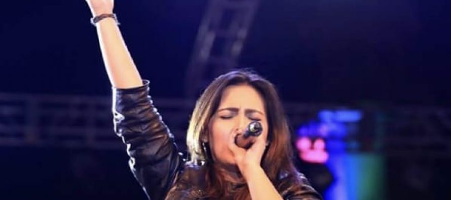 Natasha Baig Sings “Ya Maula” With Yousuf Qureshi