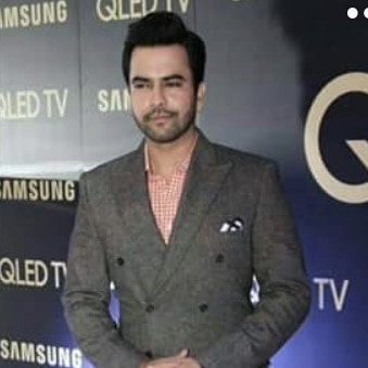 Mikaal Zulfiqar Hosts The Launch Event Of Samsung QLED TV