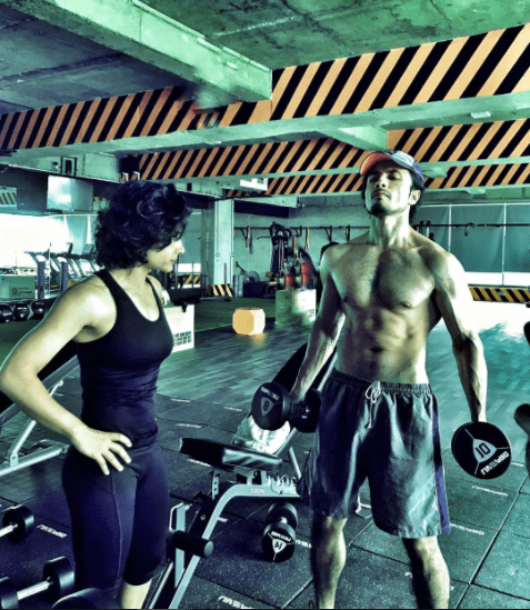 Ali Zafar's Weird Gym Picture Has Us All Wondering