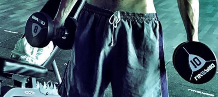 Ali Zafar’s Weirdly Strange Gym Picture Has Us All Wondering