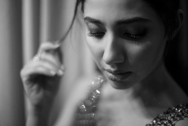 Mahira Khan's Latest Photoshoot Is Hot And Happening 