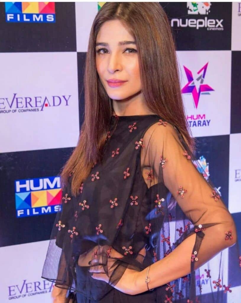 Star Studded Premiere Of MOM In Karachi