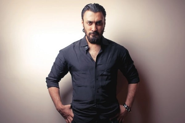 Umair Jaswal – Biography, Age, Education, Family, Dramas