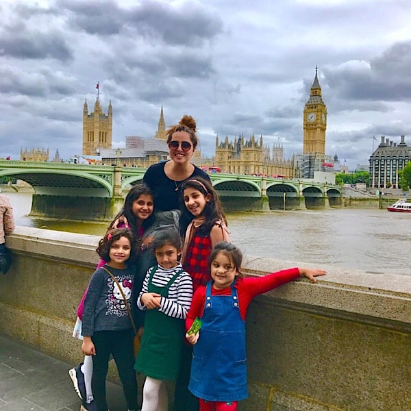 Nimra Khan On Vacations With Family In London