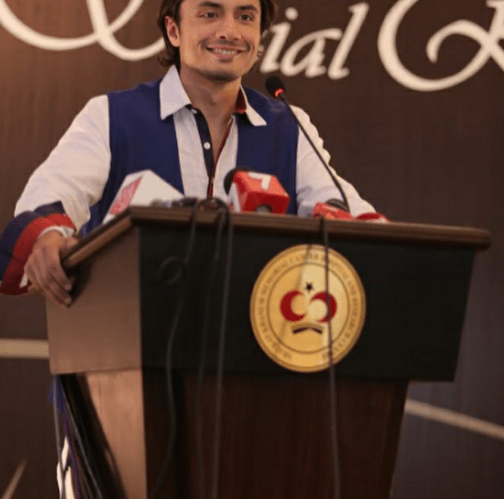 Ali Zafar Attended Shaukat Khanum Fundraiser!