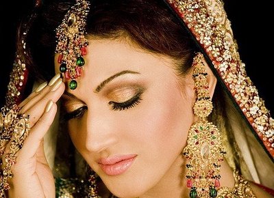 Sana Fakhr Becomes A Bride Again!  Reviewit.pk